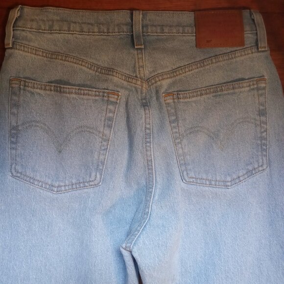 LEVI'S 501 original fit jeans in Wow Me Over 32" inseam (sz27) - Picture 13 of 16
